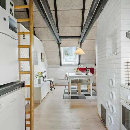 3 Bedroom Beautiful In * 길렐라이에