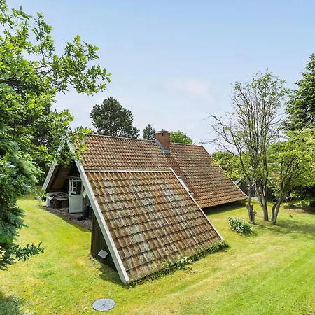 Dom wakacyjny 3 Bedroom Beautiful In *